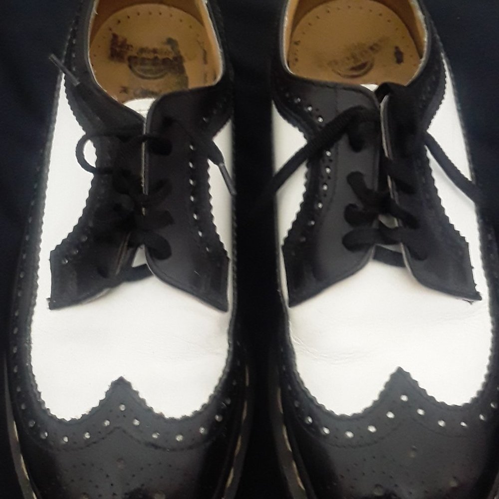 Vintage Dr. Martens Brogue Wingtip Oxfords
